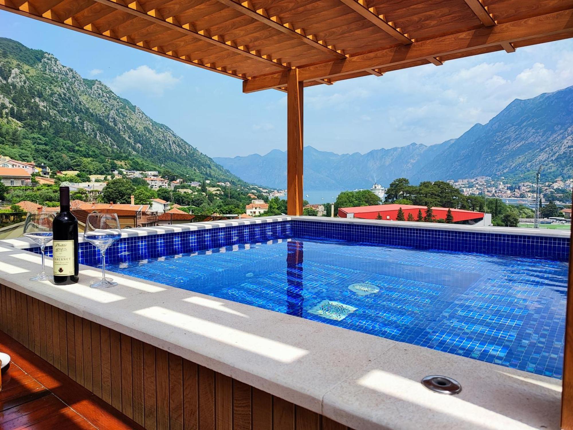 Villa Vista Real Kotor Room photo